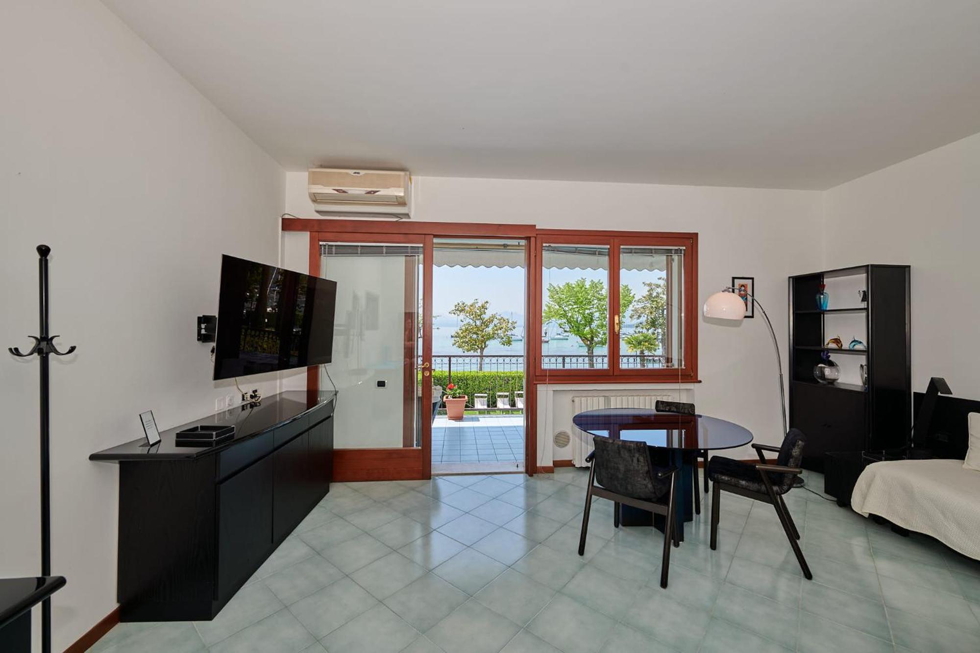 Apartments Rainer - Front Lake Bardolino Buitenkant foto