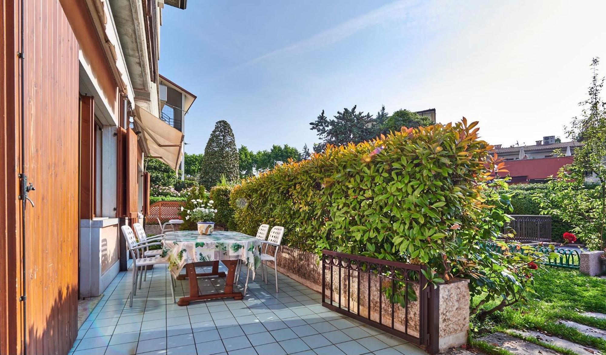 Apartments Rainer - Front Lake Bardolino Buitenkant foto