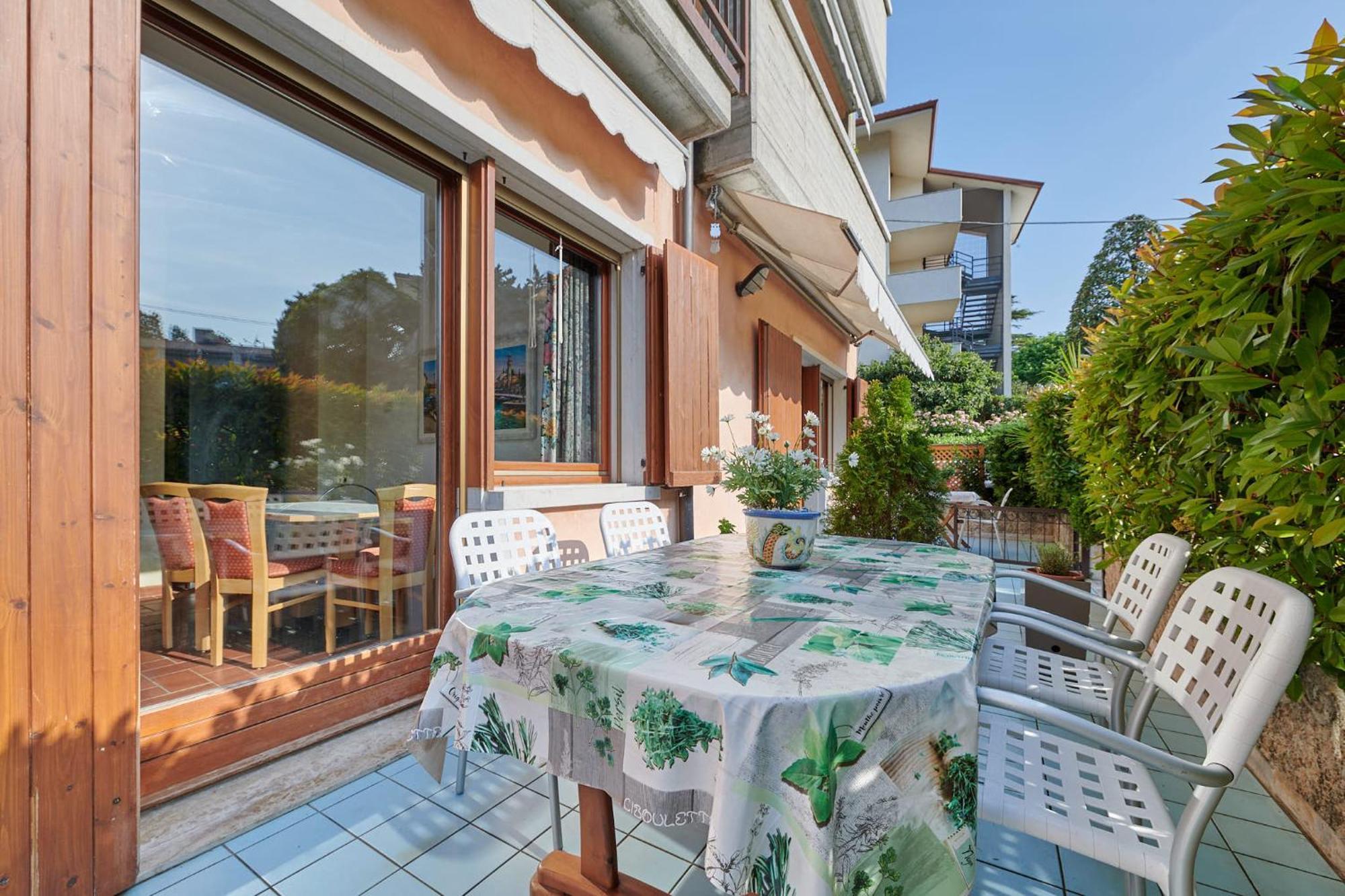 Apartments Rainer - Front Lake Bardolino Buitenkant foto