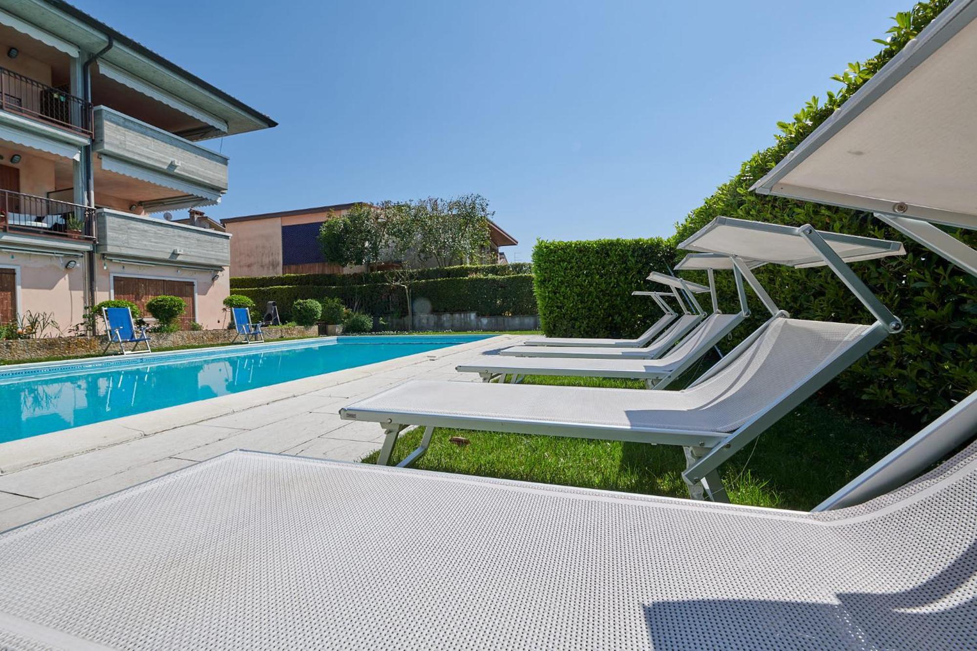 Apartments Rainer - Front Lake Bardolino Buitenkant foto