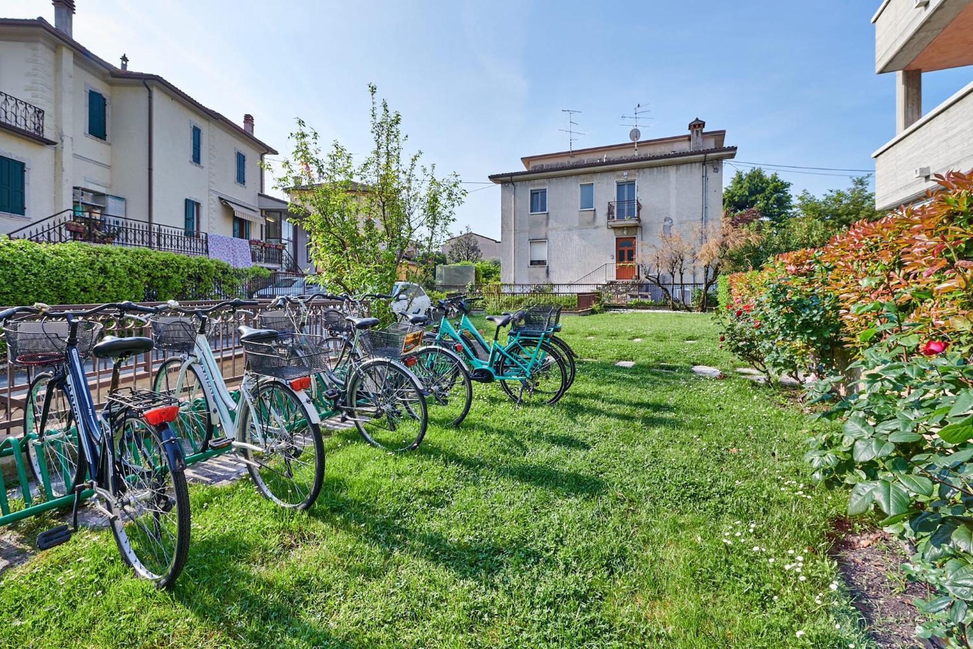 Apartments Rainer - Front Lake Bardolino Buitenkant foto